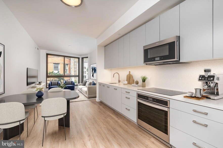Photo - 1630 Columbia Rd NW