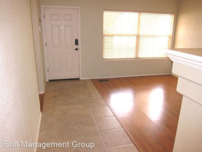 Building Photo - 3 br, 2 bath House - 9705 Northrup Drive