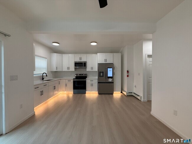 Foto del edificio - 8-12 Sterling St