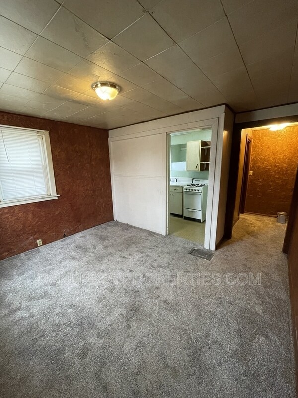 Foto del edificio - 108 Taft Blvd