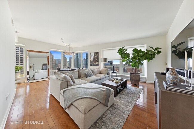 Foto del edificio - 57 E Delaware Pl