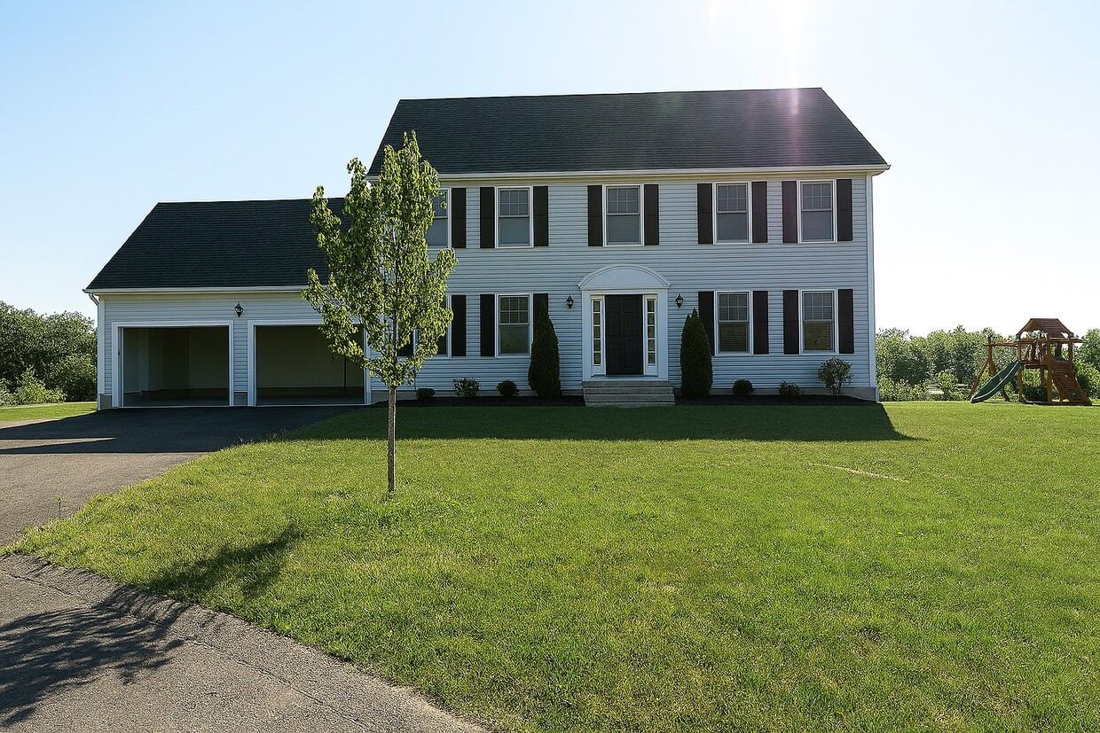 Front - 6 Pepperbush Court