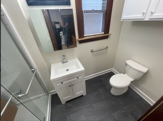 Foto del edificio - 1237 Albemarle St