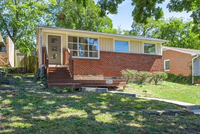 Photo - 2104 15th Ave S House