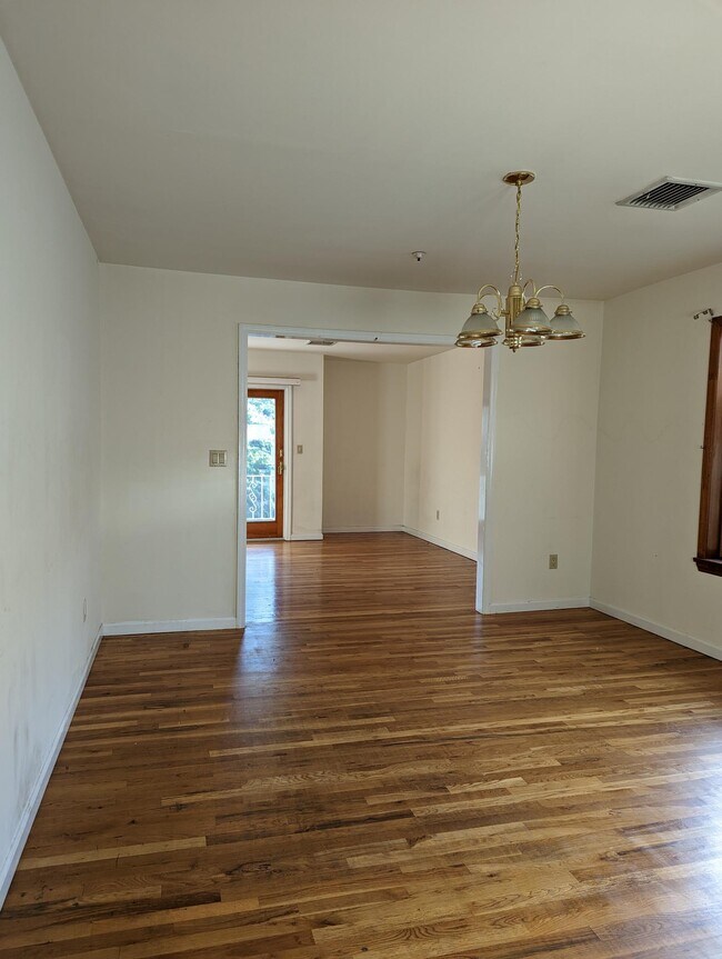 11 Irving Plz, Harrison, NY 10528 Townhome Rentals in Harrison NY