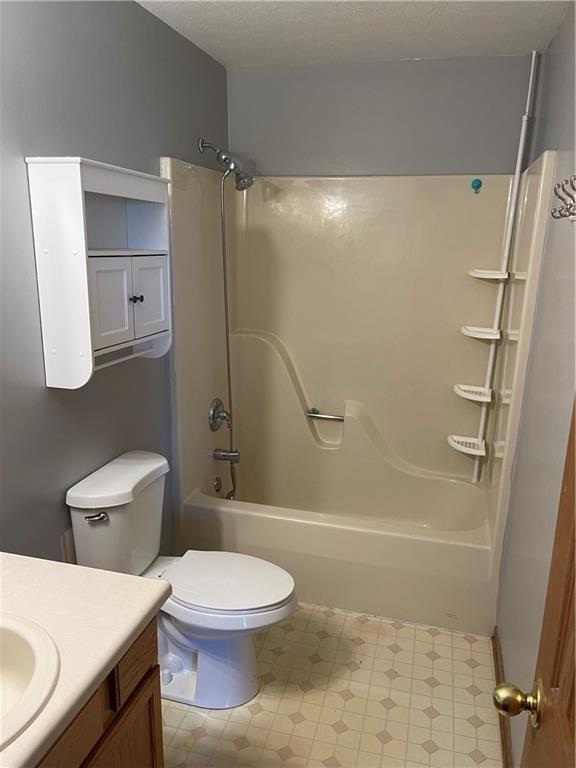 Building Photo - 1086 Fairlane Ct