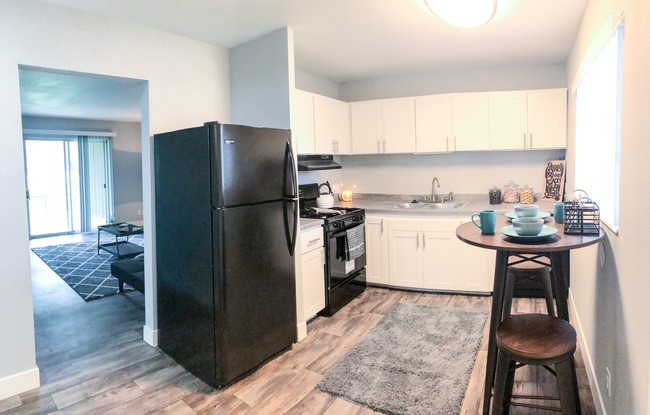 1x1 Kitchen & Living Room View - Aspenwood Apartments