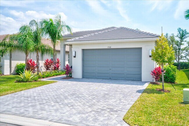 Foto del edificio - 13348 SW River Rock Rd