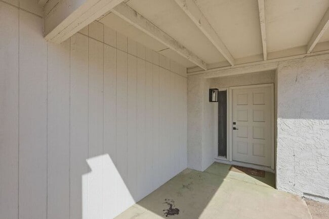 Foto del edificio - Spacious 3BR/2BA Tucson Retreat with 2-Car Garage & Expansive Patio