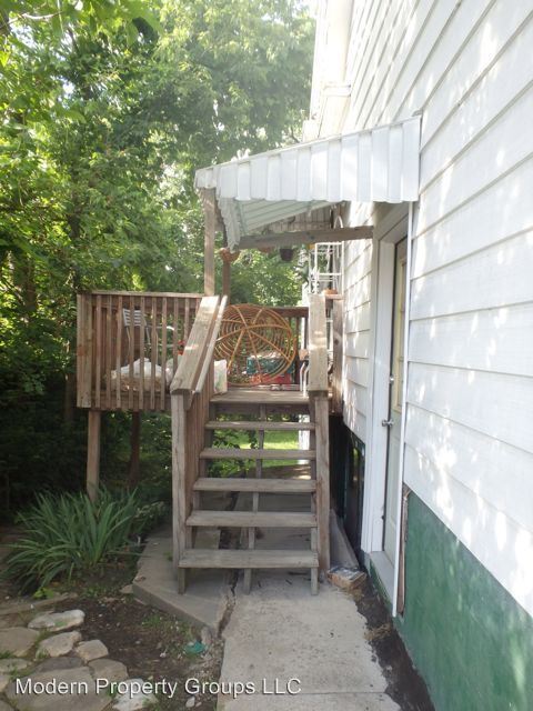 Building Photo - 703 Hickman Ave