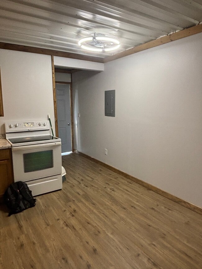 Building Photo - 500 Plaza Dr