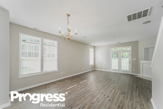 Building Photo - 13107 Ambrosia St