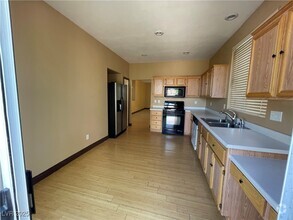 Building Photo - 306 Winery Ridge St