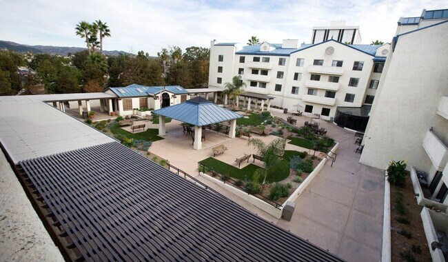 Building Photo - Westmont of Escondido