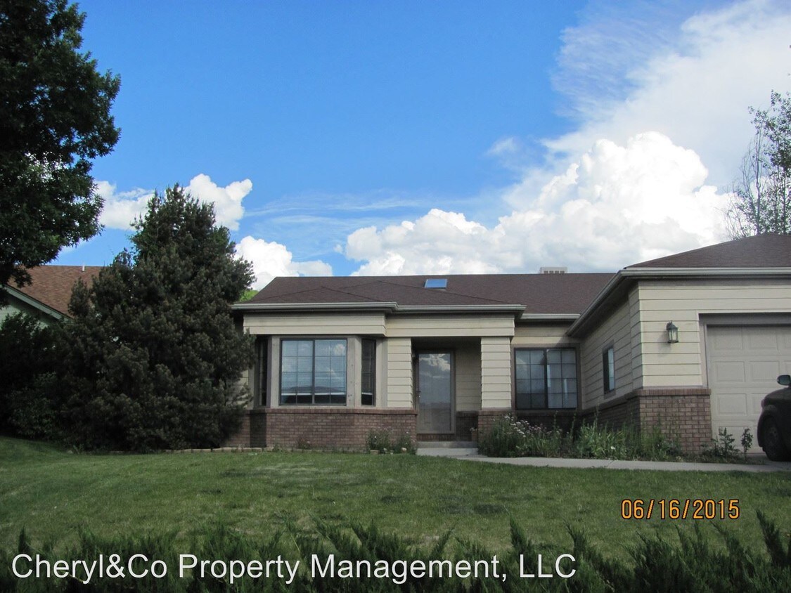 Primary Photo - 80 Juniper Ln