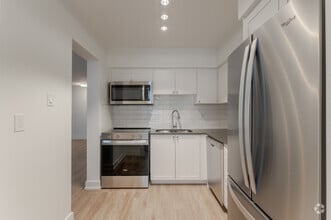 2BR, 1BA - 1106SF - Kitchen - 2450 & 2460 Weston Rd