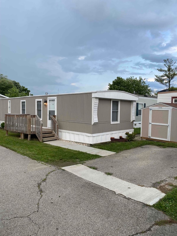 Building Photo - 1010 Reading Rd