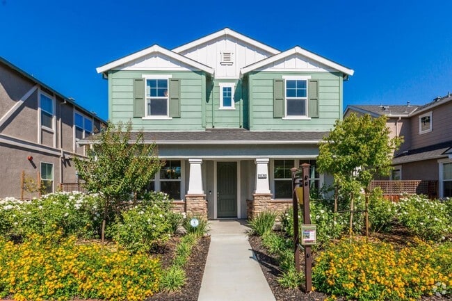 Building Photo - 16740 San Dimas Ln