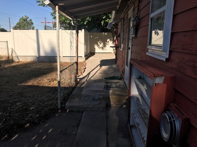 Foto del edificio - 133 W House