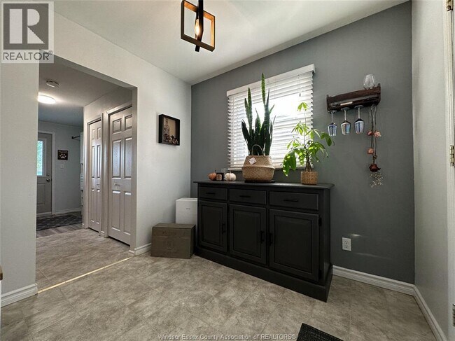 Building Photo - 2970 Clemenceau Blvd