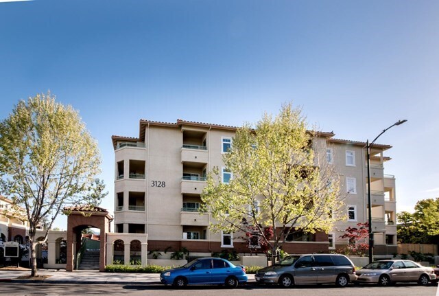 Primary Photo - 3128 Loma Verde Dr