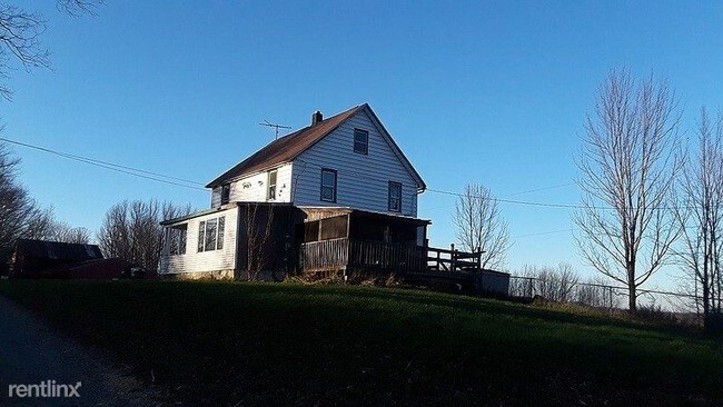 Building Photo - 3 br, 1 bath House - 54 Schott Road