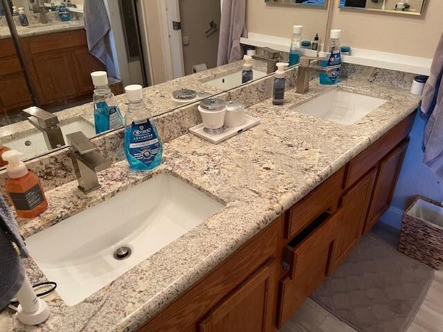 Foto del edificio - 7021 E Earll Dr