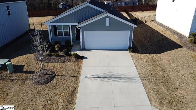 Foto del edificio - 476 Thomas Aly