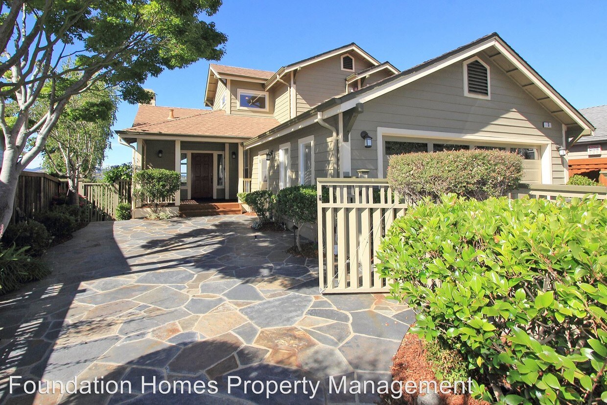 Primary Photo - 3 br, 2.5 bath House - 3 Presidio Ct.