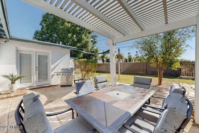 Primary Photo - Charming Tempe 3 bedroom with no carpet!