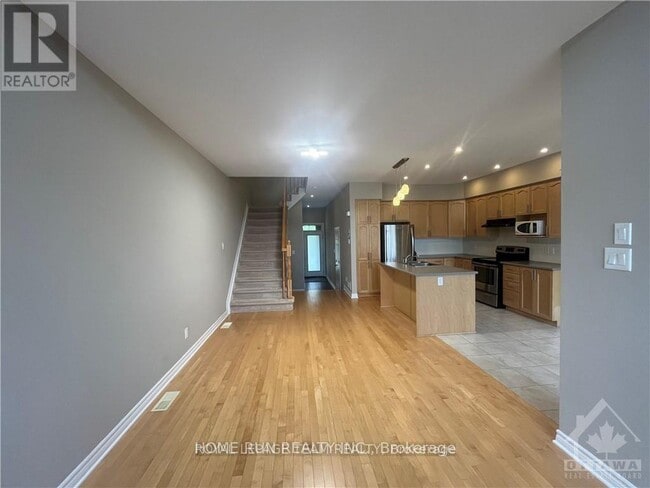 Photo du bâtiment - 914 Fletcher Cir