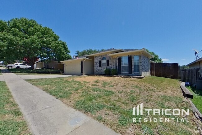 Building Photo - 7113 Stonegate Dr