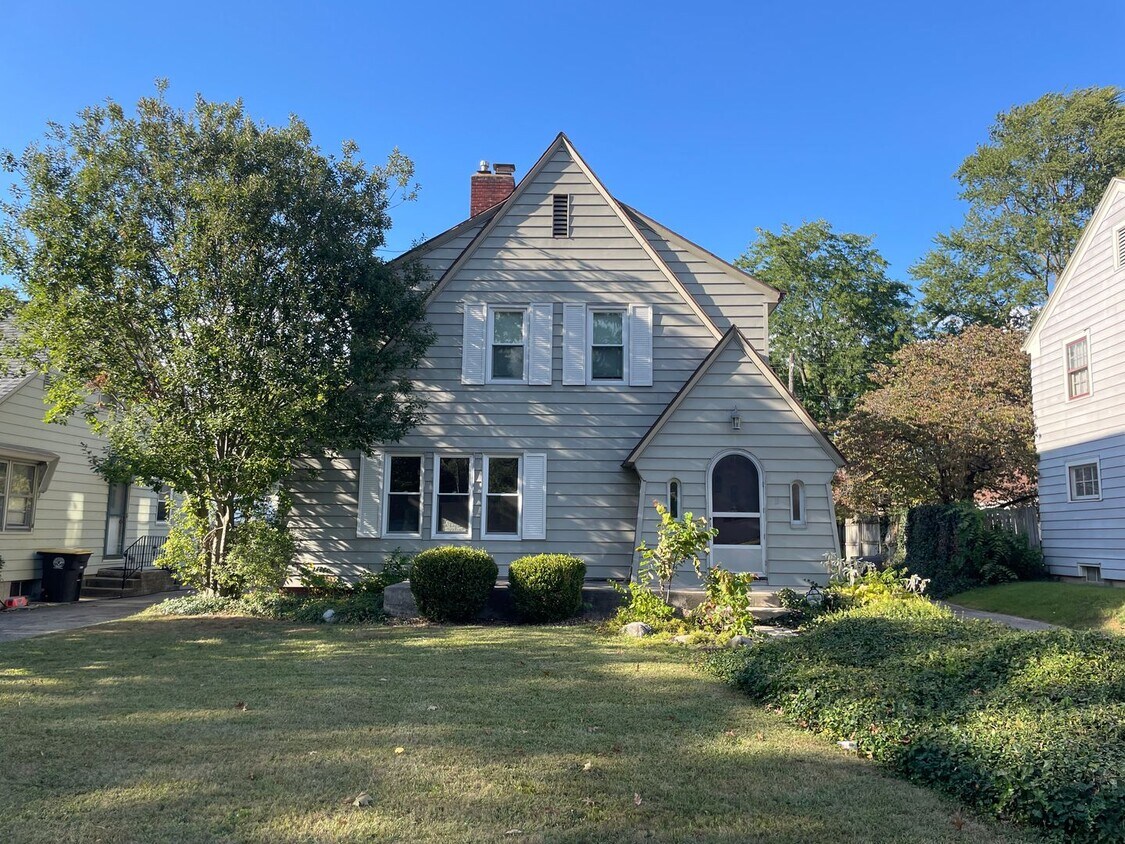 1310 Lexington Ave, Fort Wayne, IN 46807 House Rental in Fort Wayne