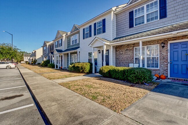 Foto del edificio - 202 Bridgewood Dr