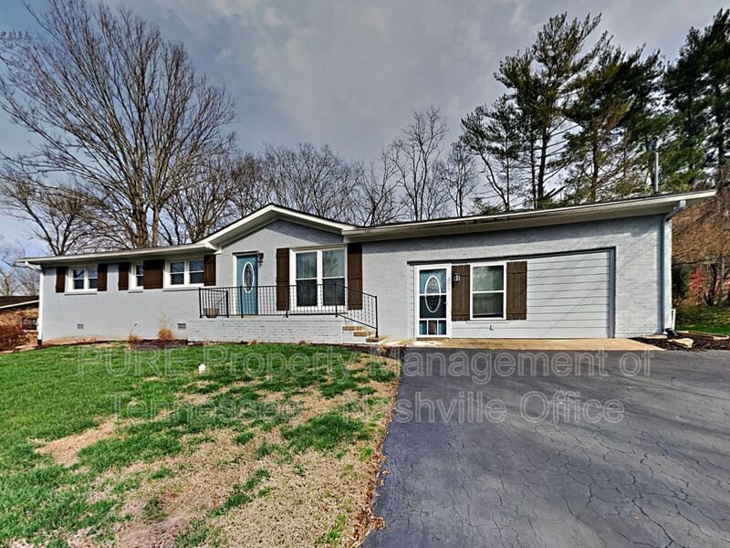 Primary Photo - 510 Spring Ln