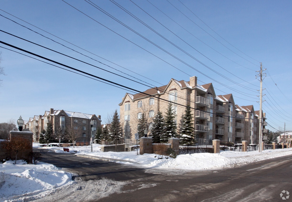 Primary Photo - 216 Plains Rd W
