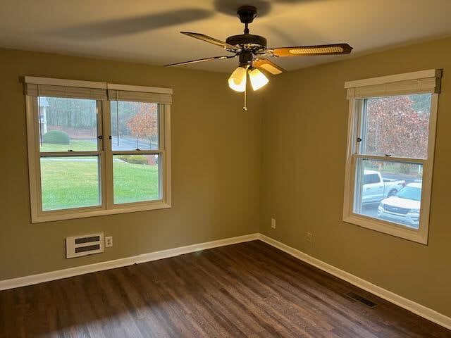 Foto del edificio - 102 Boyd Dr