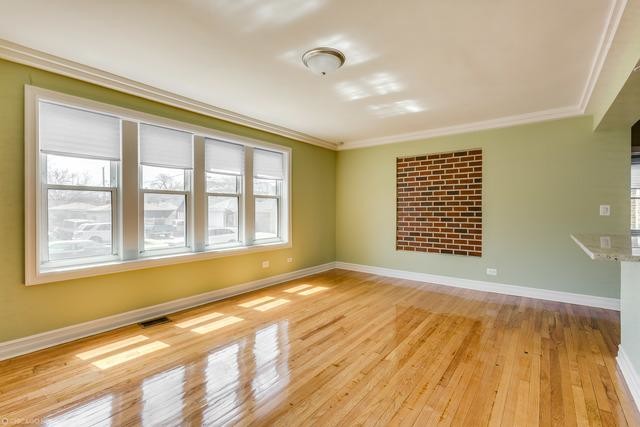 Foto del edificio - 2436 W 68th St