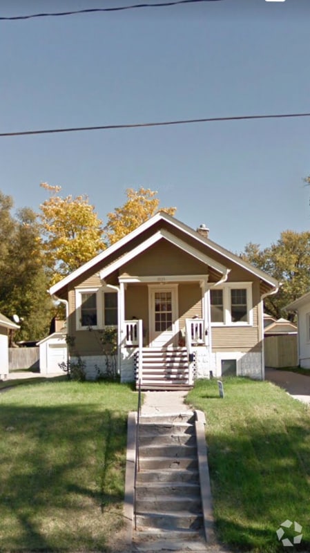 Building Photo - 3121 N 48th St