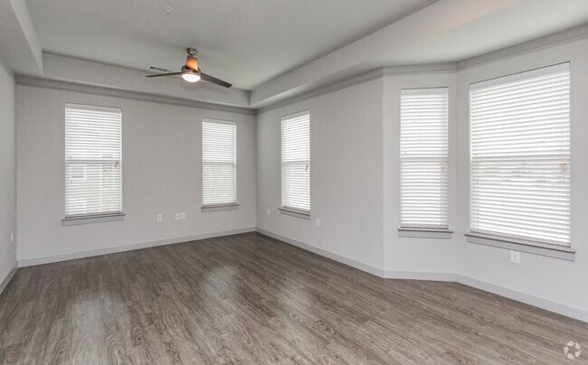 3BR, 2BA - 1477SF Living Room - Echelon