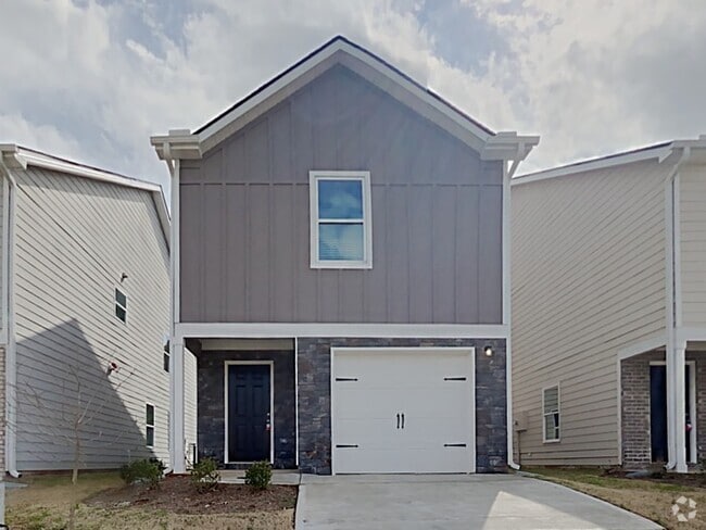 Building Photo - 1050 Wedgewood Ct NE
