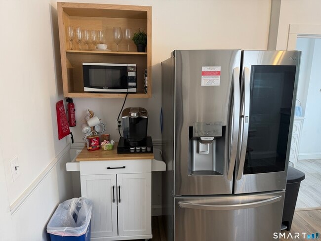 Foto del edificio - 246 Ledyard St