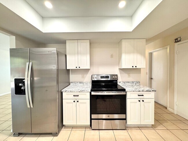 Foto del edificio - 3 Bedroom, 2 Bath Single Family Home in Al...