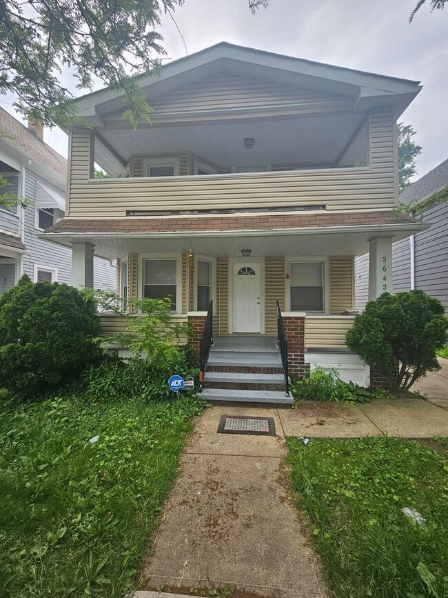 Building Photo - 3643 W 47th St