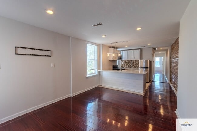Foto del edificio - 2608 E Fayette St