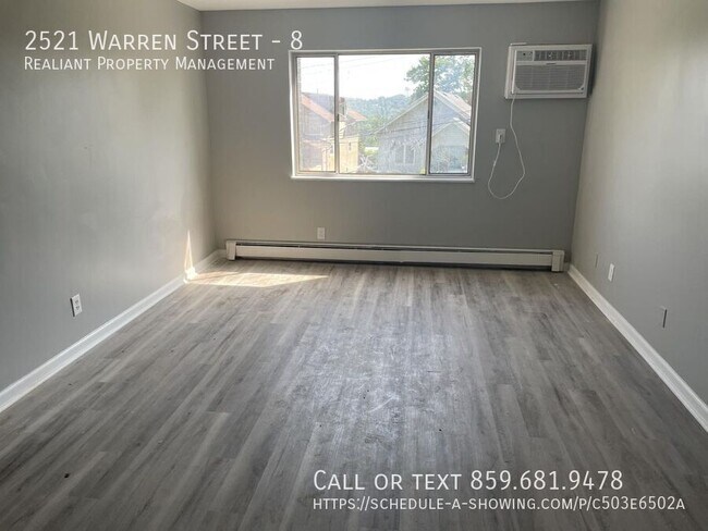 Foto del edificio - 2521 Warren St