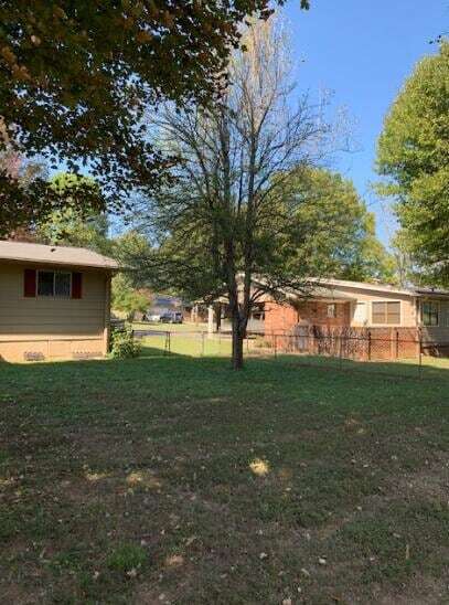 Foto del edificio - 4000 Sycamore Dr NW