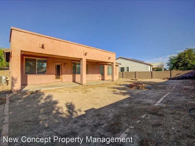 Building Photo - 3 br, 2 bath House - 12675 N. Maize Dr.