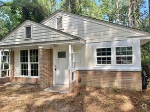 Building Photo - 1102 S Brunwood Dr