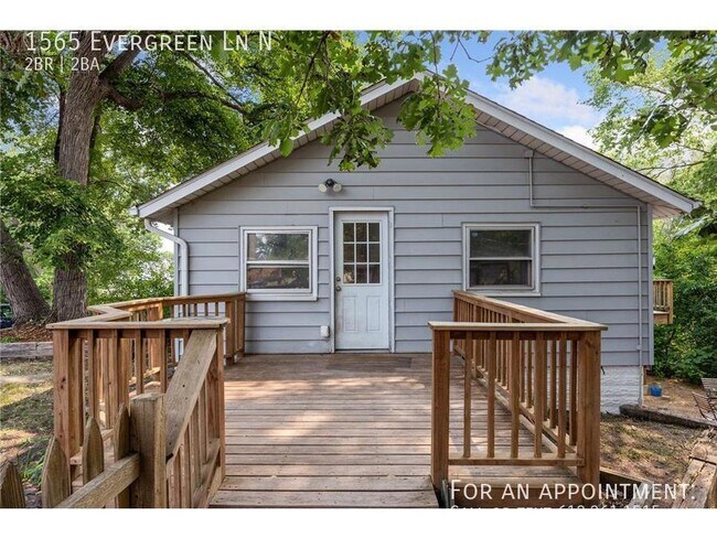 Foto del edificio - 1565 Evergreen Ln N